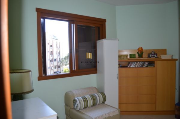 Apartamento para Venda - 71.75m², 2 dormitórios, 1 vaga - Petrópolis