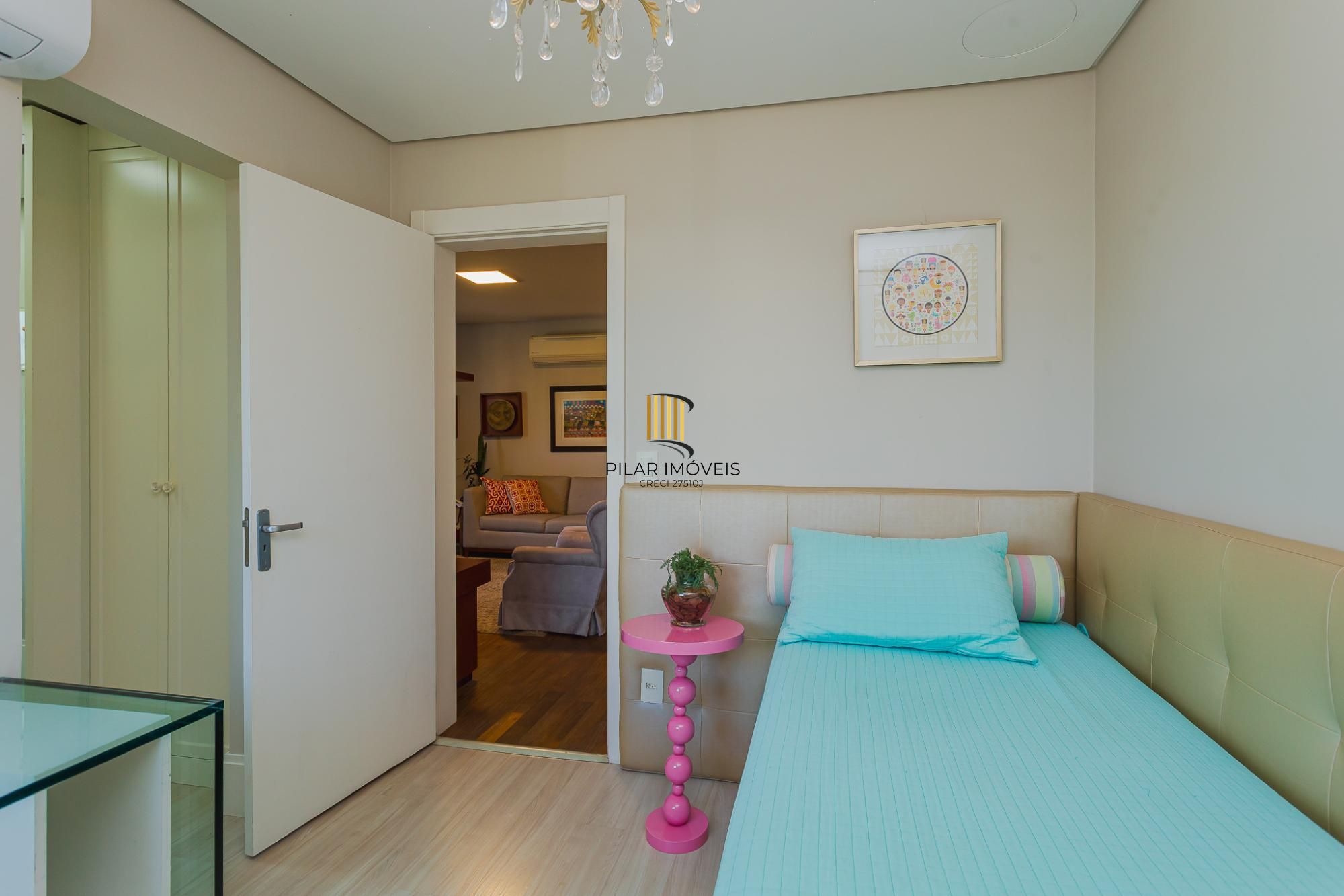 CONDOMINIO ATMOSFERA - CASA MOBILIADA DE 4 SUÍTES COM 4 VAGAS