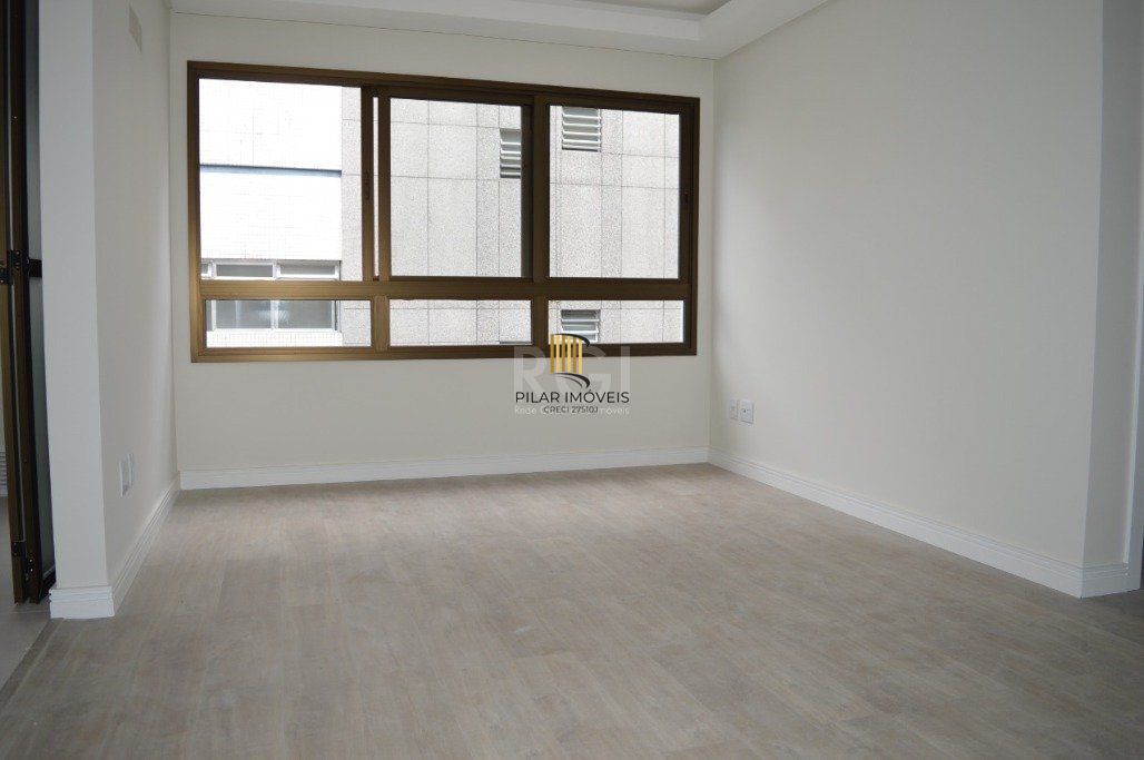 Apartamento 2 dormitórios com box duplo próximo ao Zaffari da Cabral