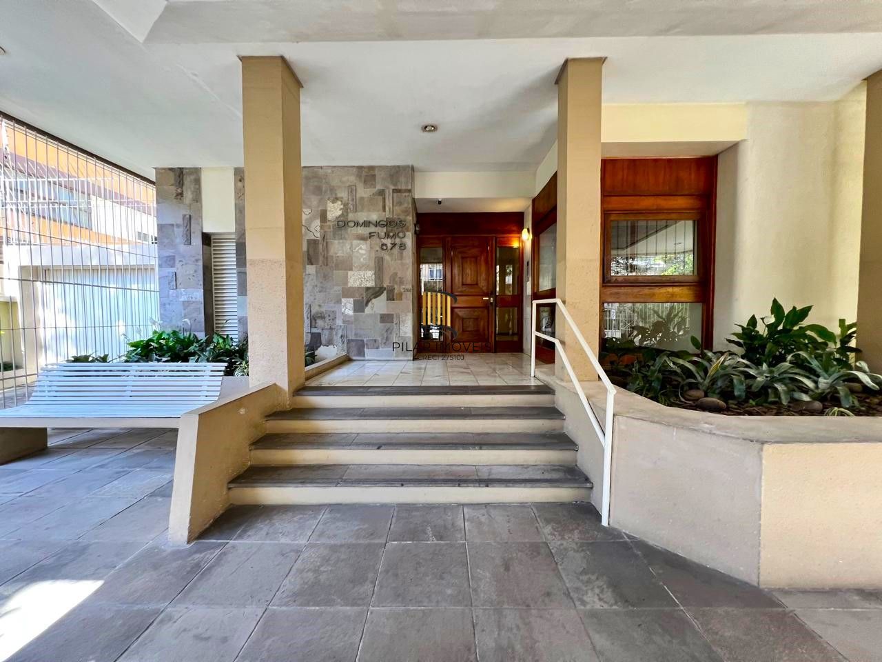 Excelente apartamento 2 dormitórios reformado no Bom Fim