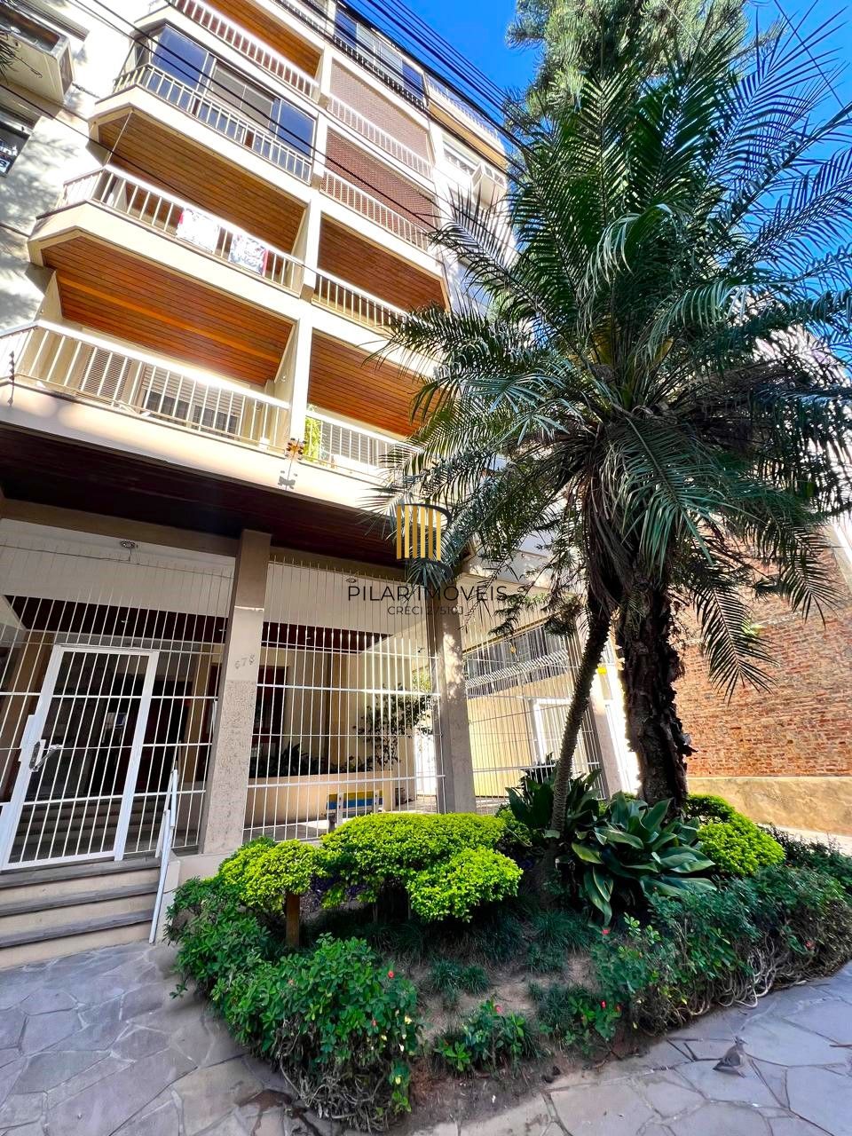 Excelente apartamento 2 dormitórios reformado no Bom Fim