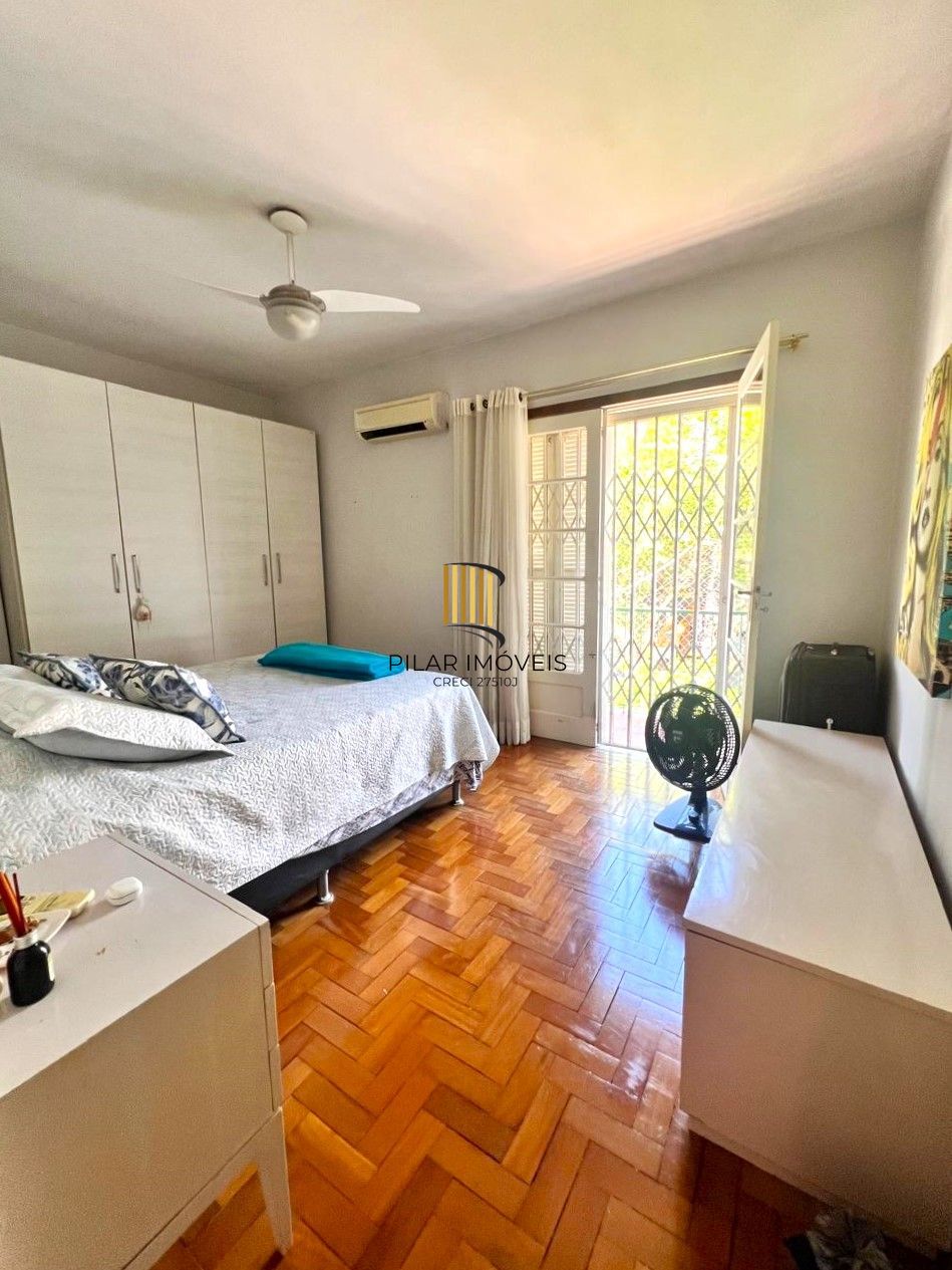 BAIRRO AUXILIADORA - VENDA 2 DORMITÓRIOS DE FRENTE