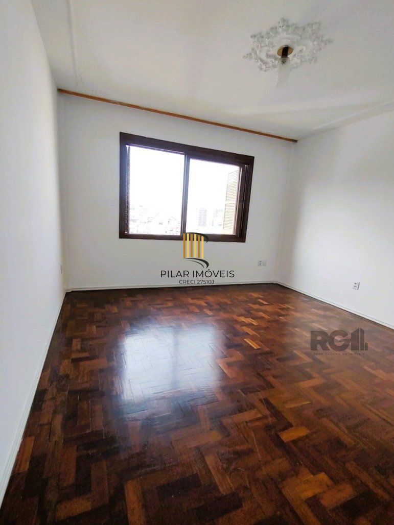 Apartamento 3 dormitórios no BOM FIM 