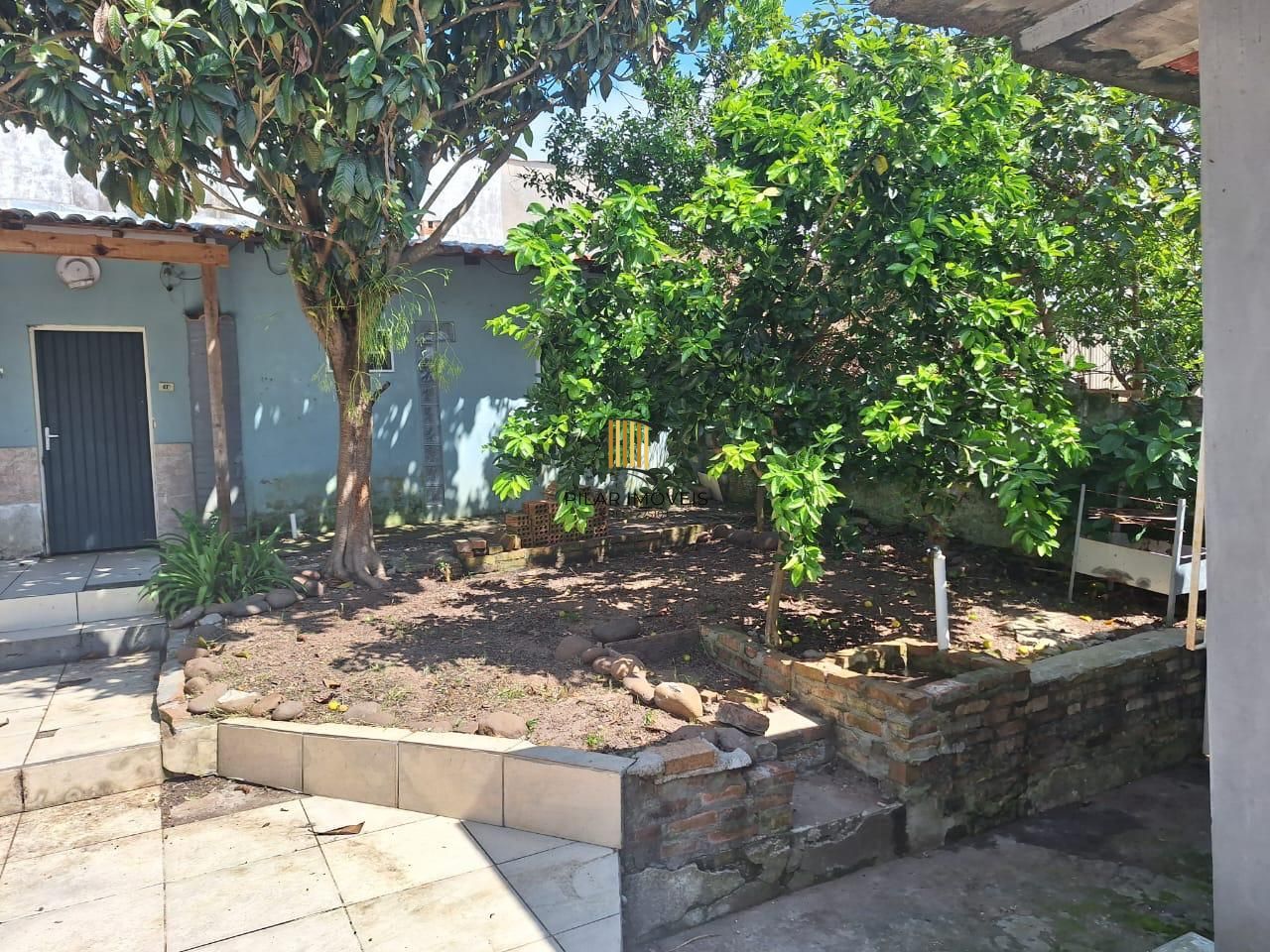CASA AMPLA E ESPAÇOSA NO BAIRRO GLÓRIA EM PORTO ALEGRE.