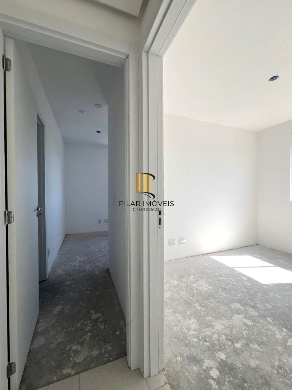 Excelente apartamento 3 dormitórios com duas vagas próximo PUCRS