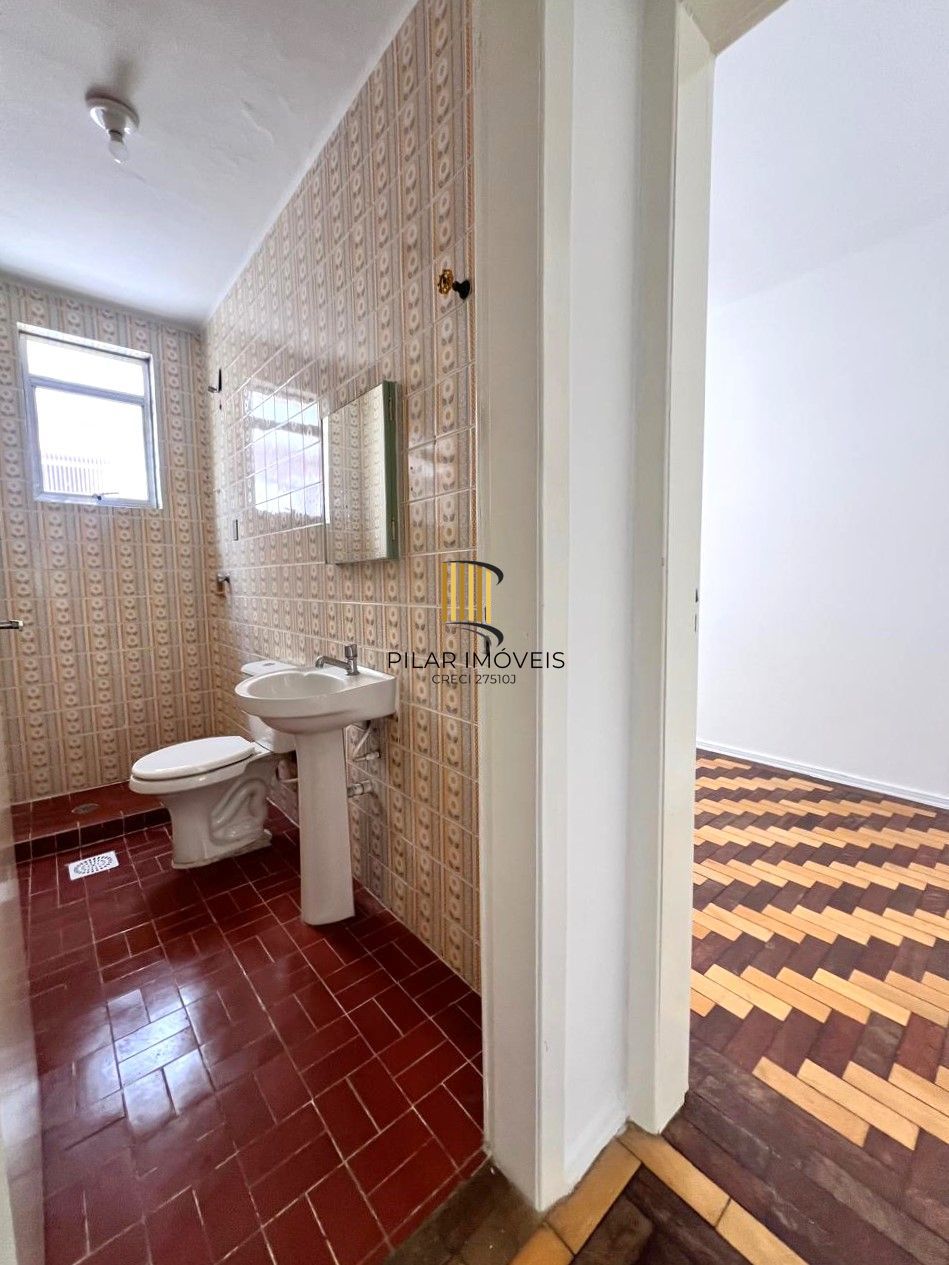 Apartamento 2 dormitórios na João Telles