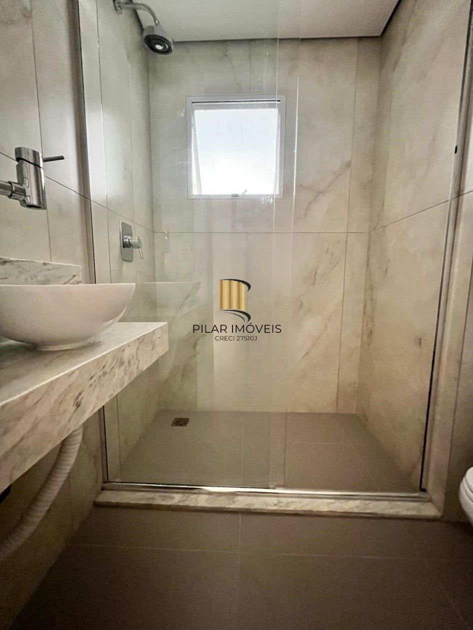 Excelente apartamento 2 dormitórios reformado no Bom Fim