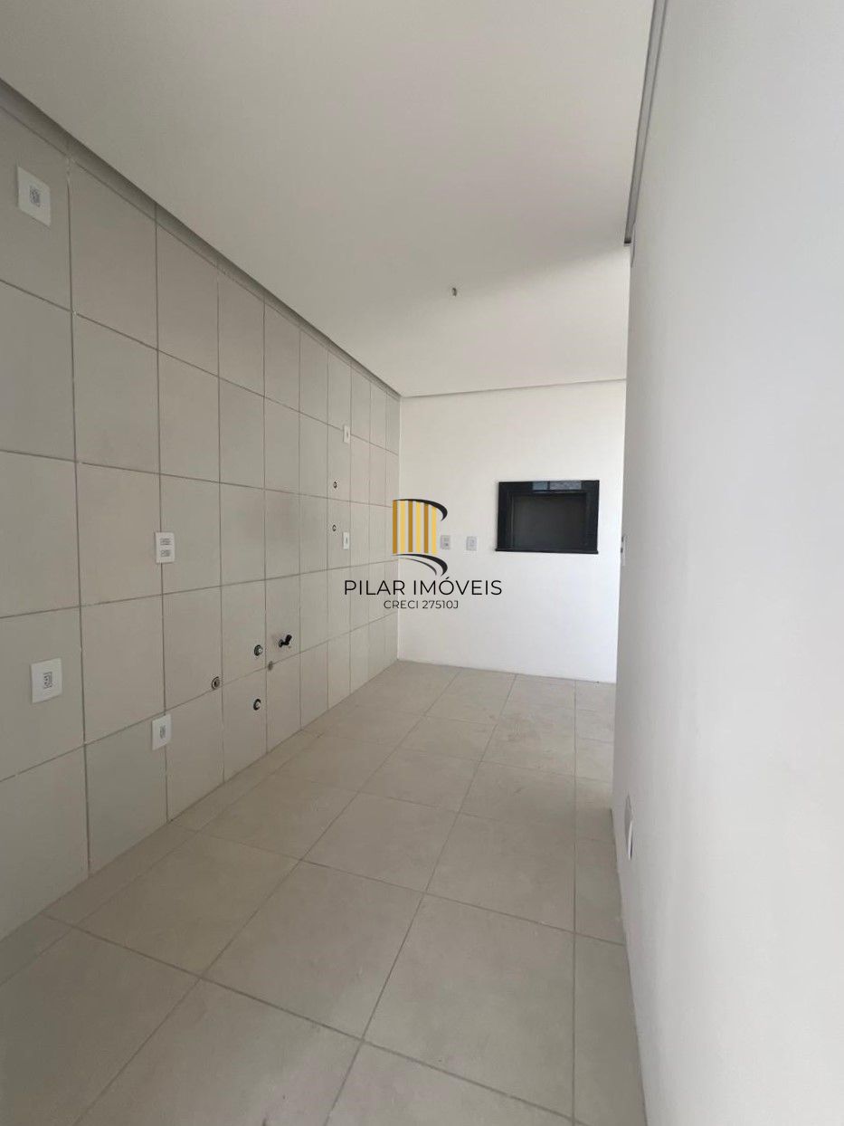 Excelente apartamento 3 dormitórios com duas vagas próximo PUCRS