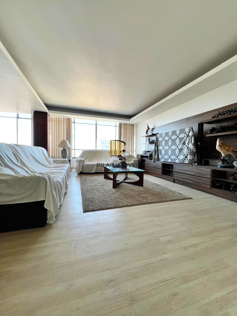 Excelente apartamento 3 dormitórios com vista para o Guaíba em frente a Santa Casa - Edif. Santa Tecla