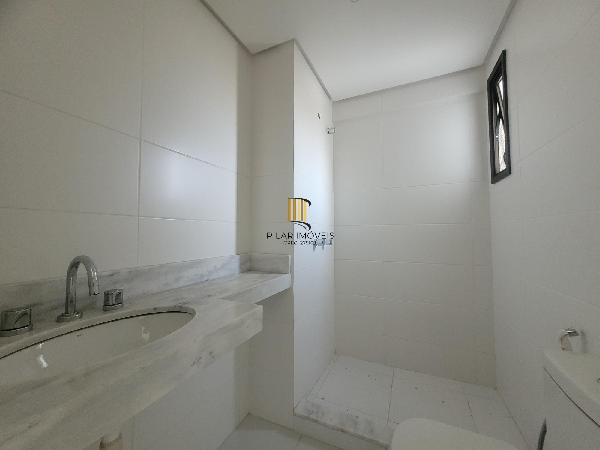 Excelente Apartamento 3 dormitórios com duas vagas no Rio Branco