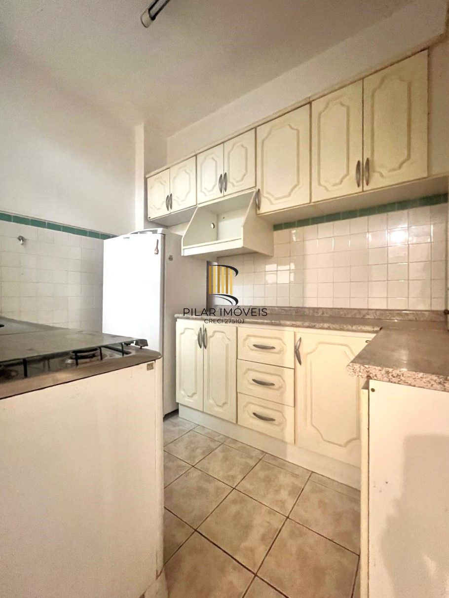 Apartamento 1 dormitório  Semimobiliado no Bairro Independência – Porto Alegre