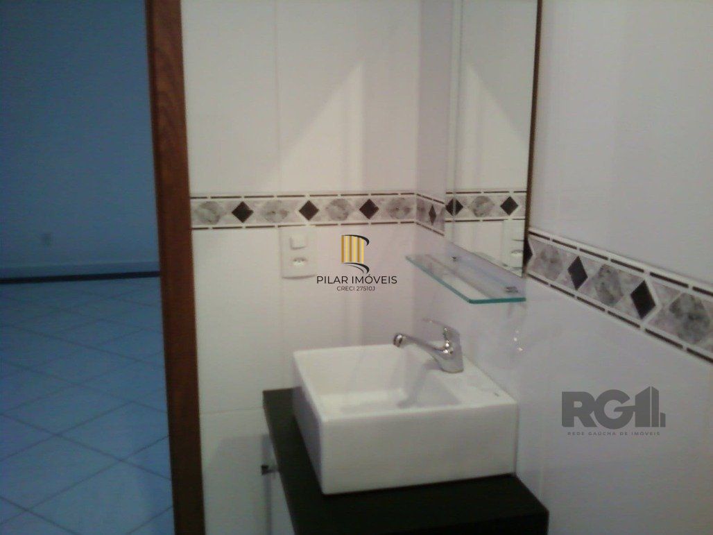 EXCELENTE SALA COMERCIAL COM GARDEN E VAGA EM FRENTE AO BRICK DA REDENÇÃO