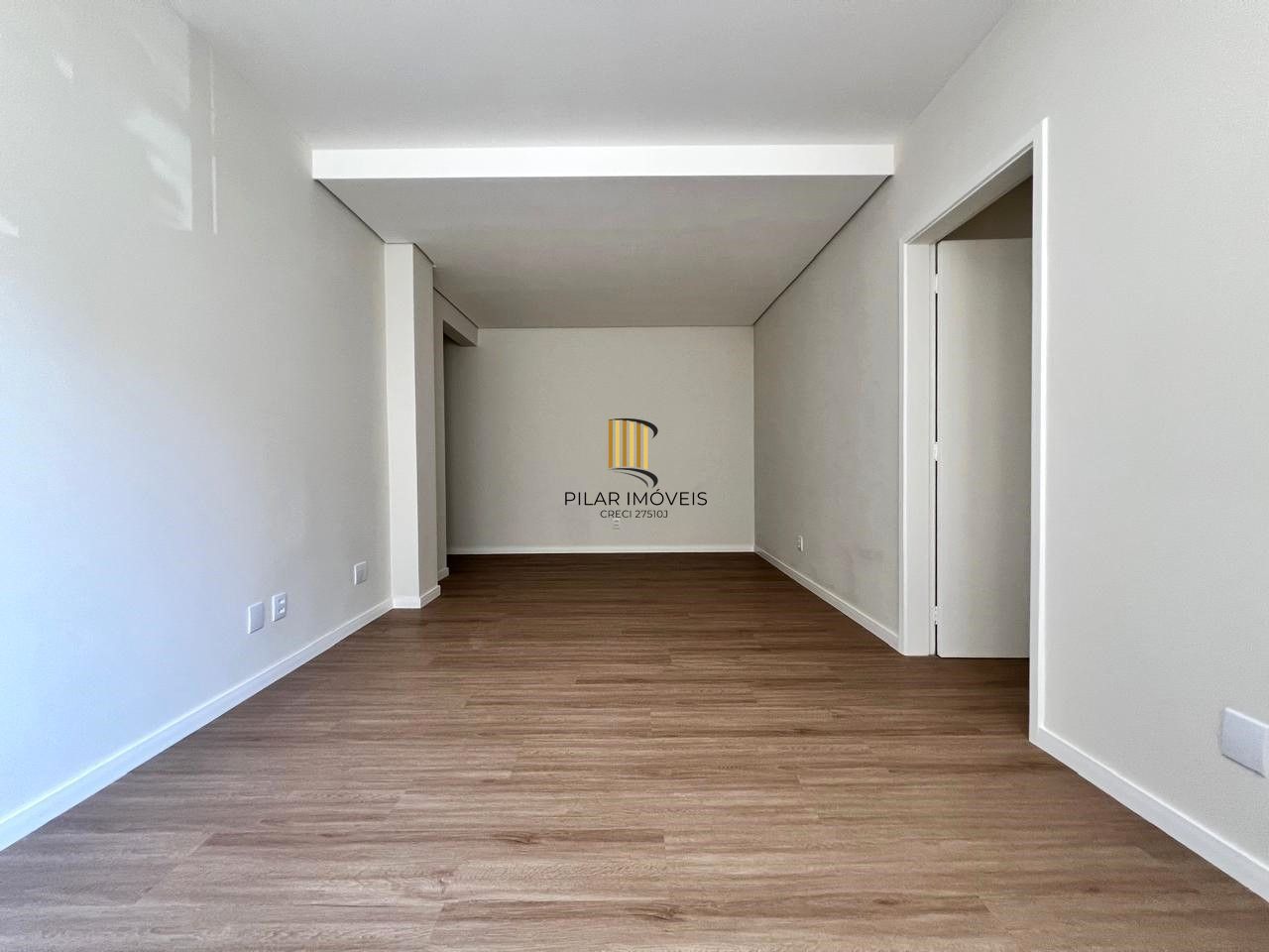 Excelente apartamento 2 dormitórios reformado no Bom Fim