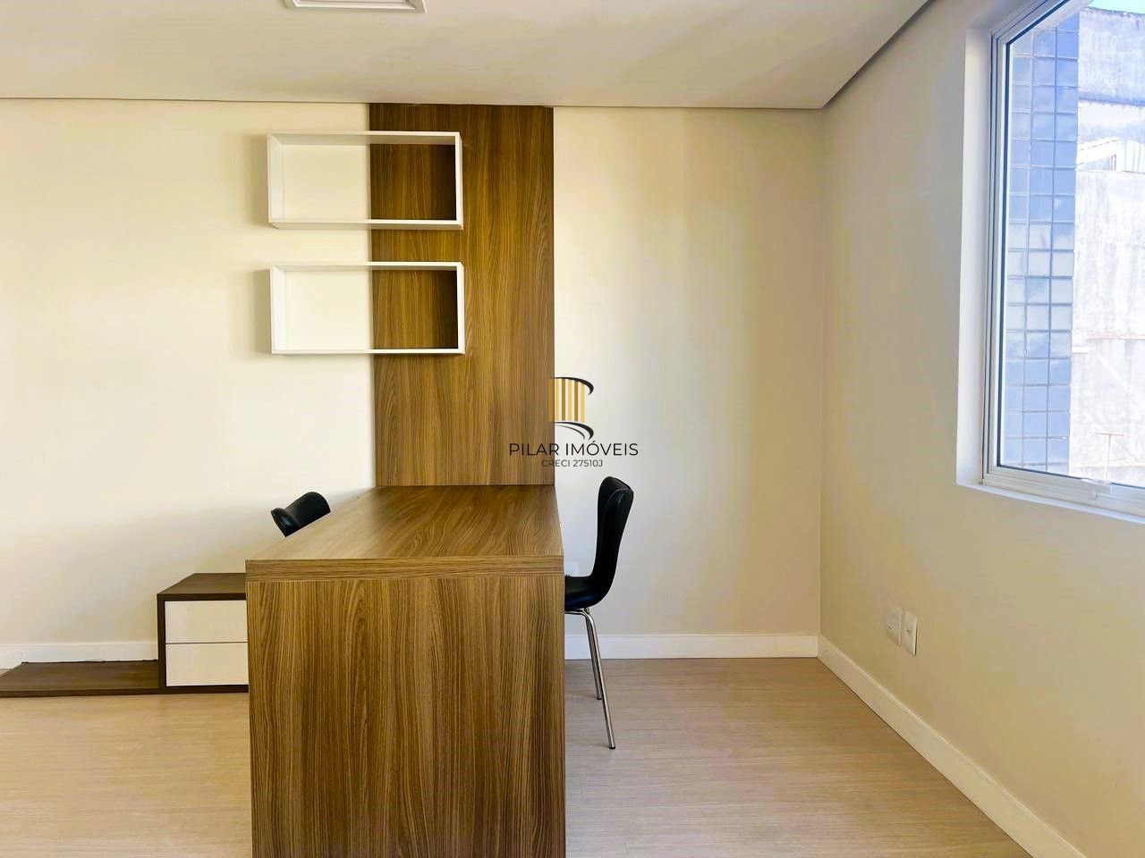 EXCELENTE SALA COMERCIAL COM VAGA NO CENTRO HISTÓRICO PRÓXIMA A OAB E CENTRO ADMINISTRATIVO!