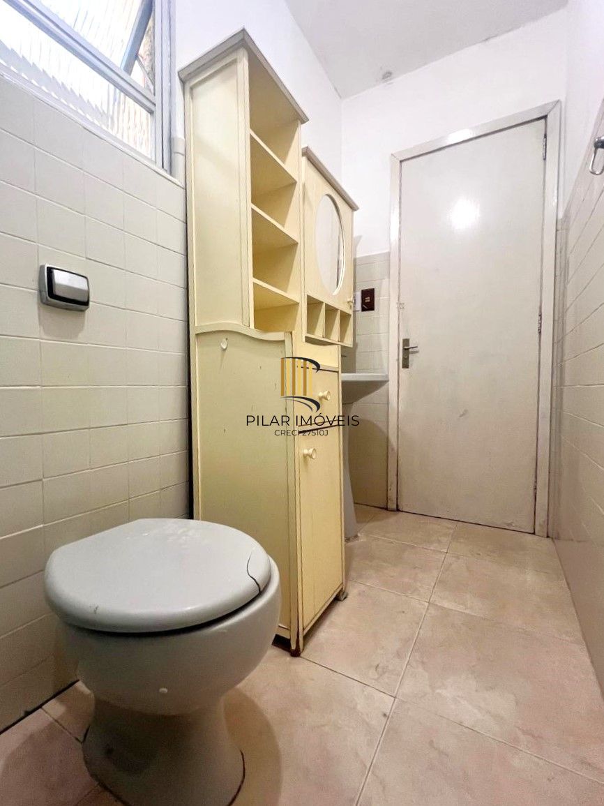 Apartamento 1 dormitório  Semimobiliado no Bairro Independência – Porto Alegre