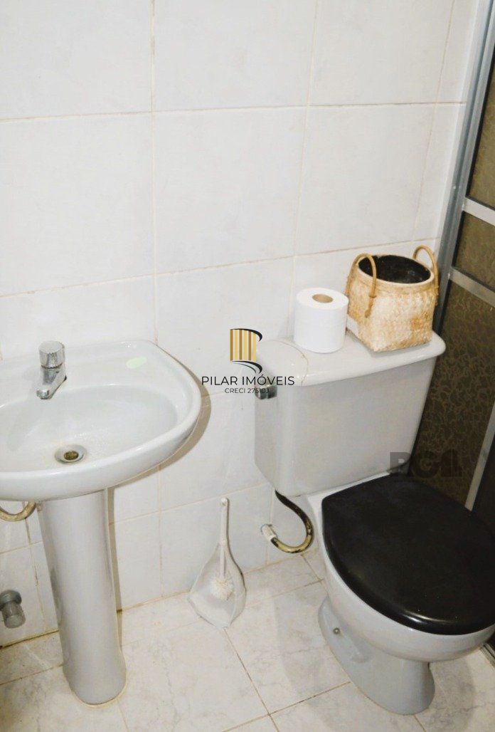 MAGNÍFICA MANSÃO ANOS 90 A BEIRA DO GUAÍBA NA ZONA SUL DE PORTO ALEGRE!