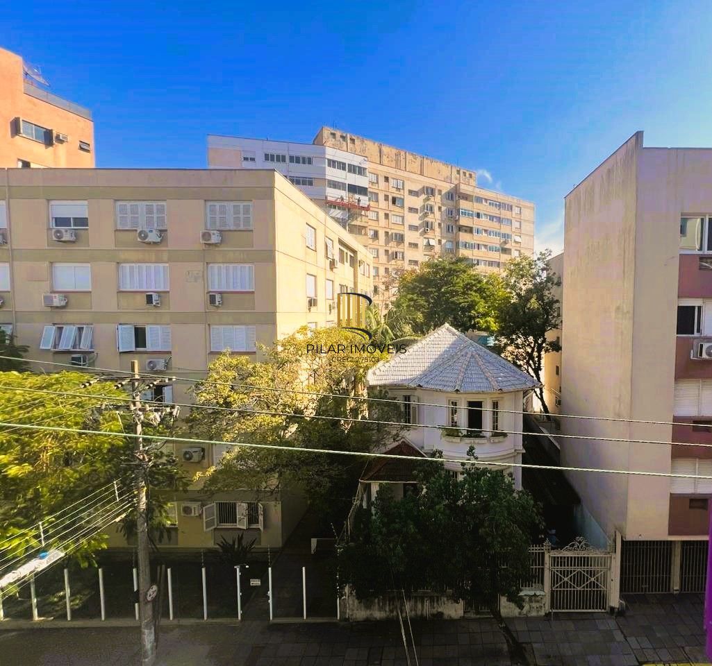 APARTAMENTO 3 DORMITÓRIOS NO BAIRRO BOM FIM PRÓXIMO A UFRGS E PARQUE REDENÇÃO.