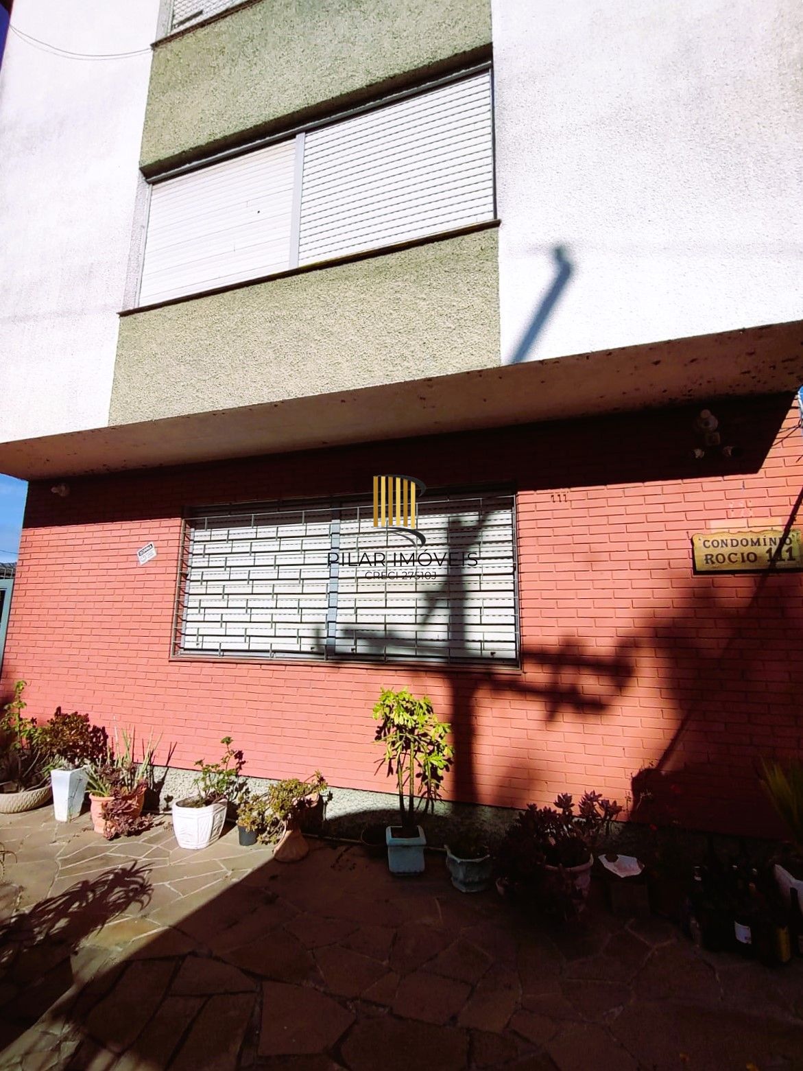ÓTIMO APARTAMENTO JK NO BAIRRO PARTENON BEM ILUMINADO.