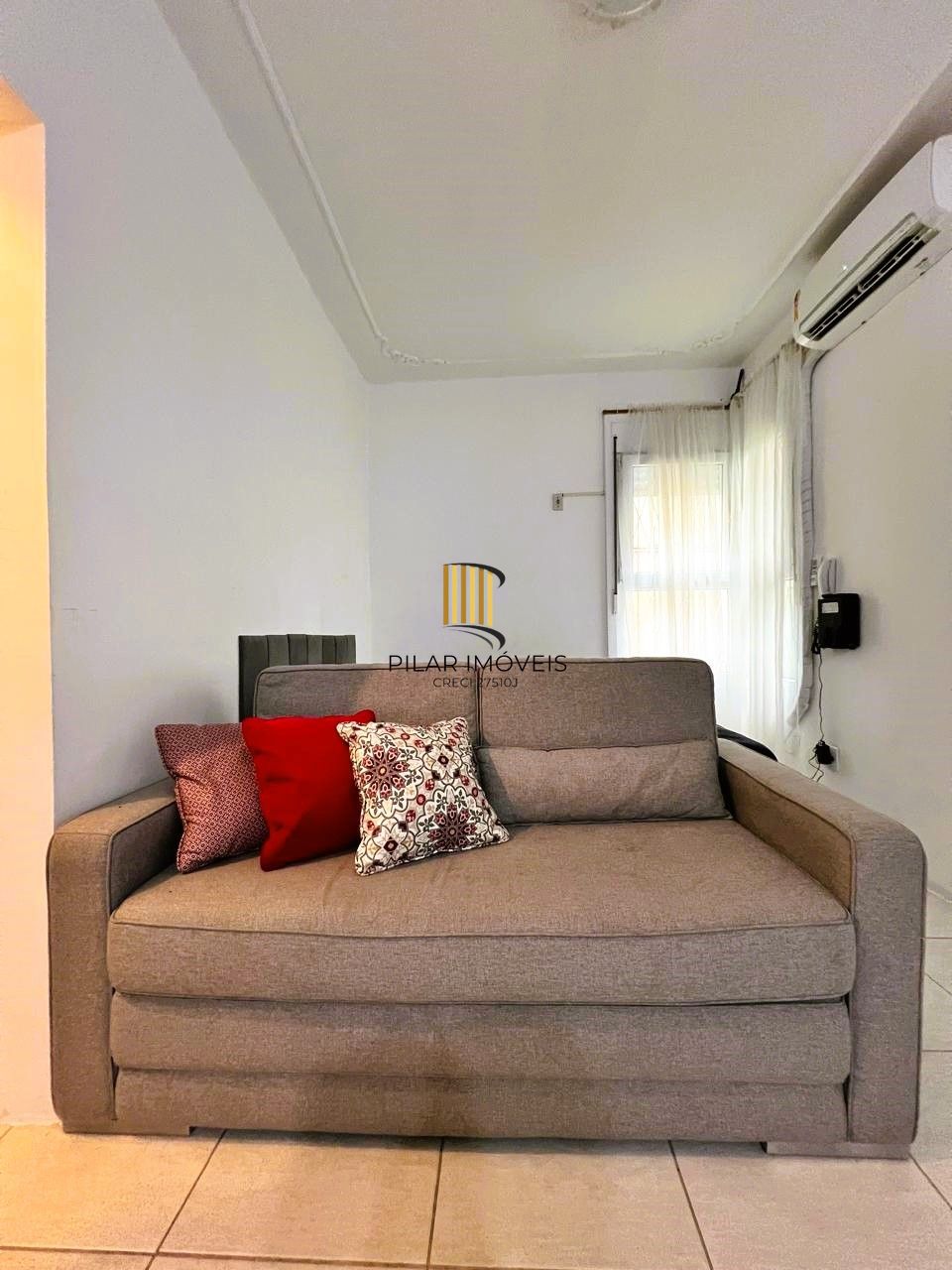 APARTAMENTO STÚDIO À VENDA - 1 QUARTO, MOBILIADO E SEM VAGA PRÓXIMO A UFRGS/UFCSPA