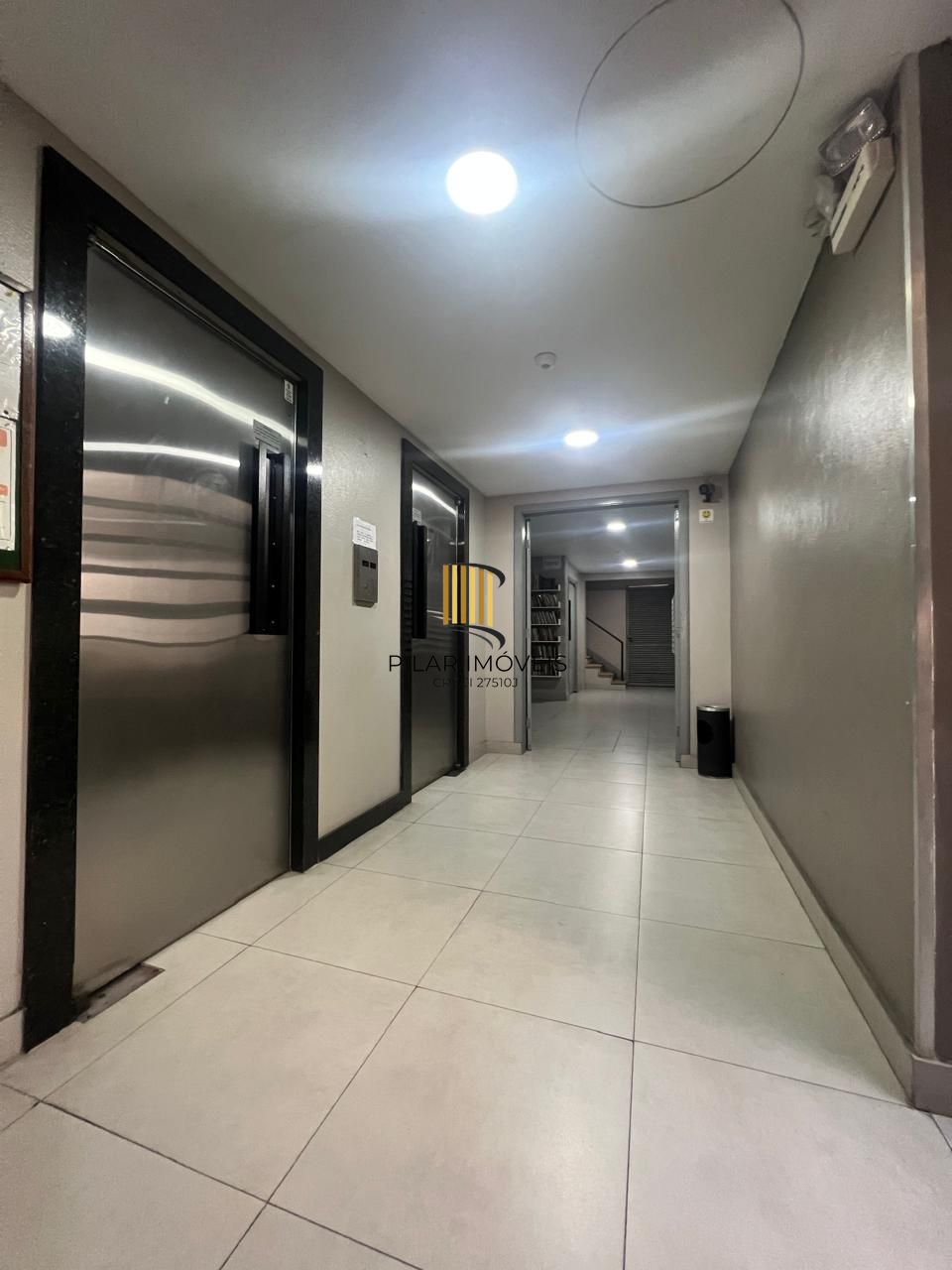 EXCELENTE E AMPLO APARTAMENTO 3 DORMITÓRIOS NO CENTRO - MUITA LUZ E O MELHOR DA VIDA URBANA!
