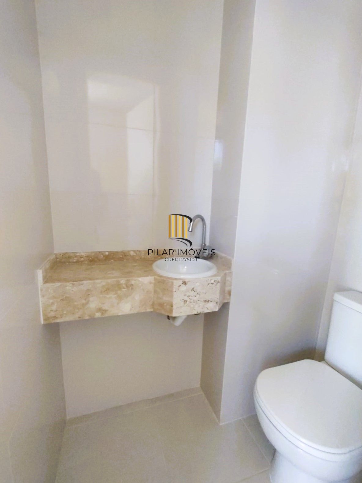 Apartamento com  2 suítes e lavabo em frente ao Parque da Redenção