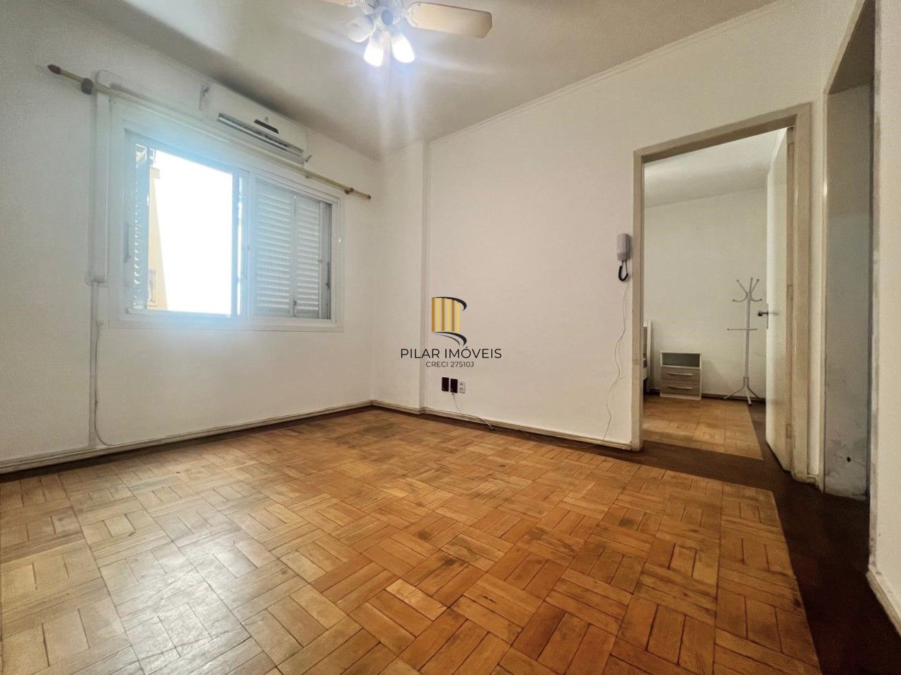 Apartamento 1 dormitório  Semimobiliado no Bairro Independência – Porto Alegre