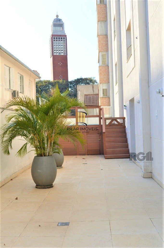 Excelente apartamento 2 dorm. sendo 1 suite, com terraço, churrasqueira, semimobiliado - 1 vaga dupla - Bairro Cidade Baixa