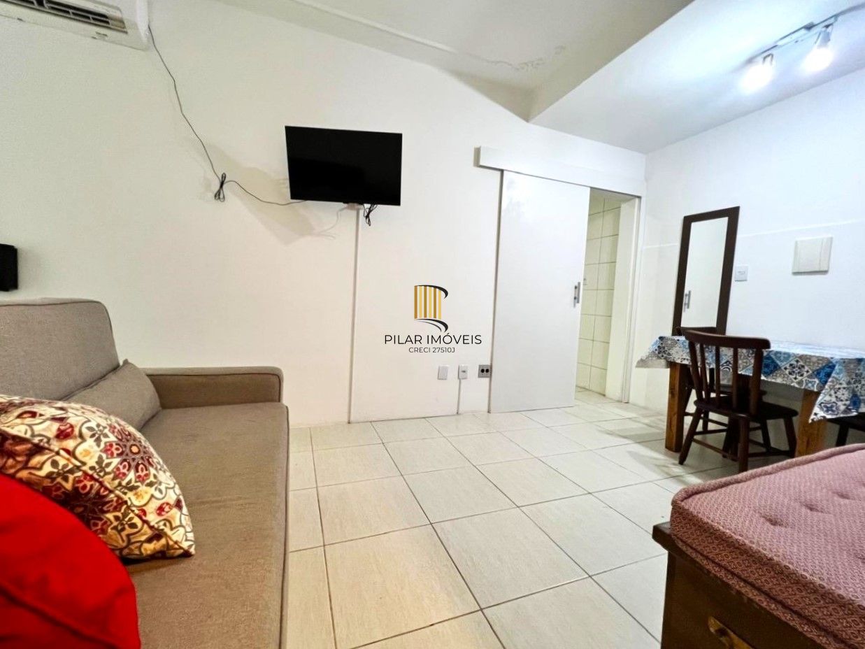APARTAMENTO STÚDIO À VENDA - 1 QUARTO, MOBILIADO E SEM VAGA PRÓXIMO A UFRGS/UFCSPA