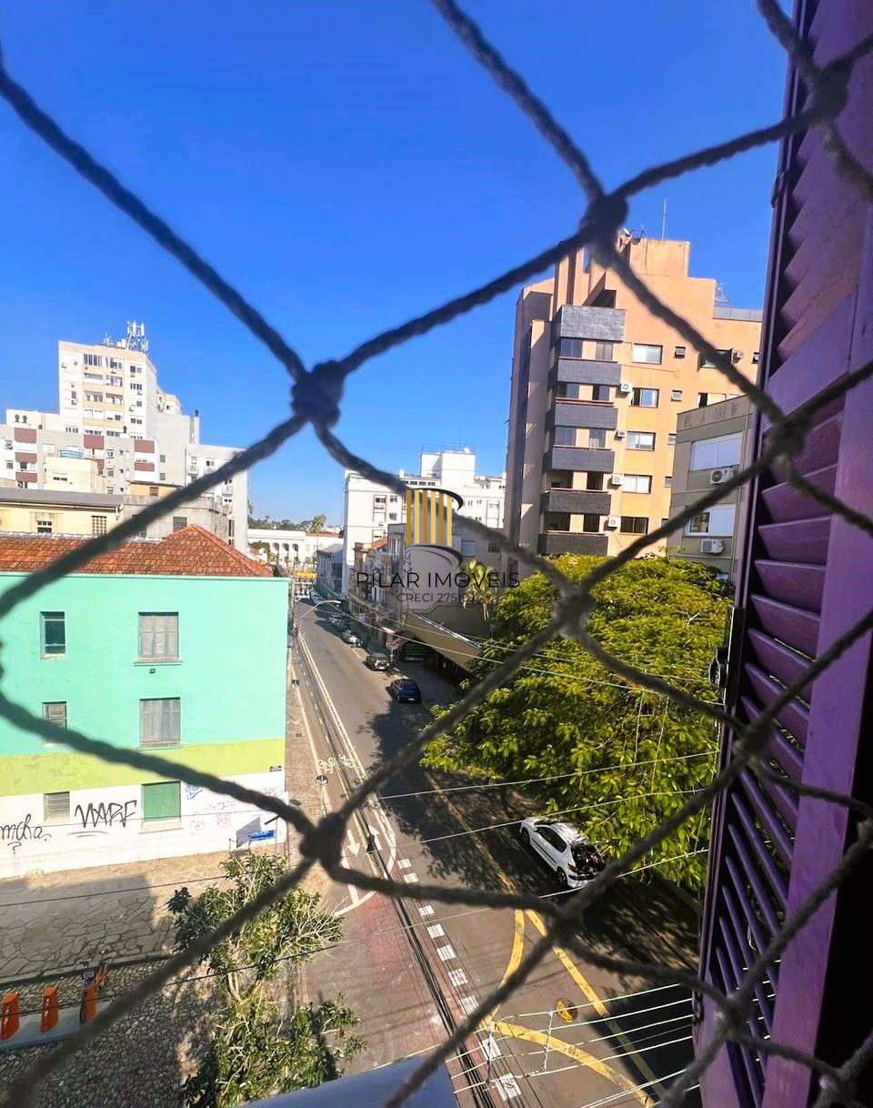 APARTAMENTO 3 DORMITÓRIOS NO BAIRRO BOM FIM PRÓXIMO A UFRGS E PARQUE REDENÇÃO.