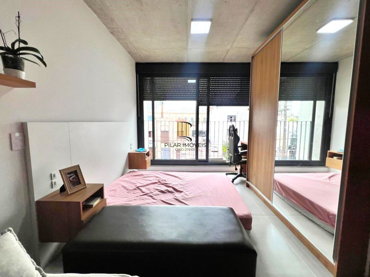 STUDIO SEMIMOBILIADO NA AV. VENÂNCIO AIRES PRÓXIMO AO HPS, UFRGS, HOSP. CLINICAS, COLÉGIO MILITAR!