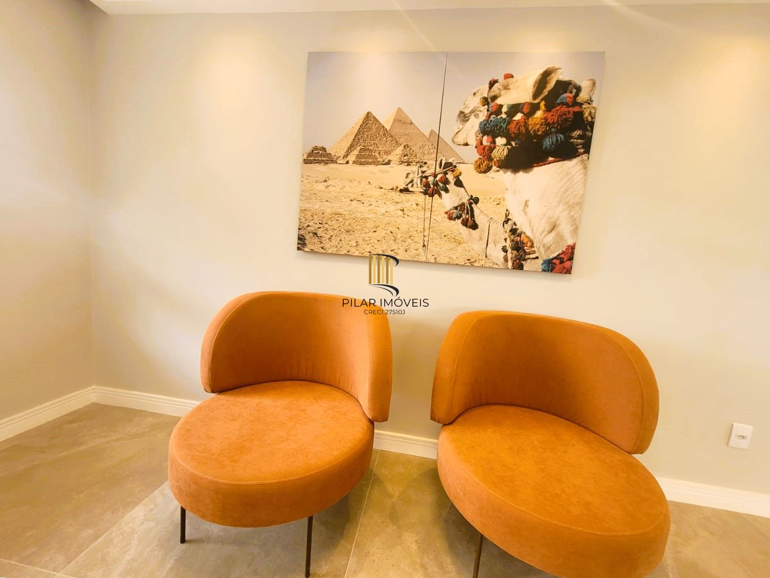 BAIRRO AUXILIADORA - APTO. NOVO 2 DORMITÓRIOS COM 1 SUÍTE E VAGA COBERTA.