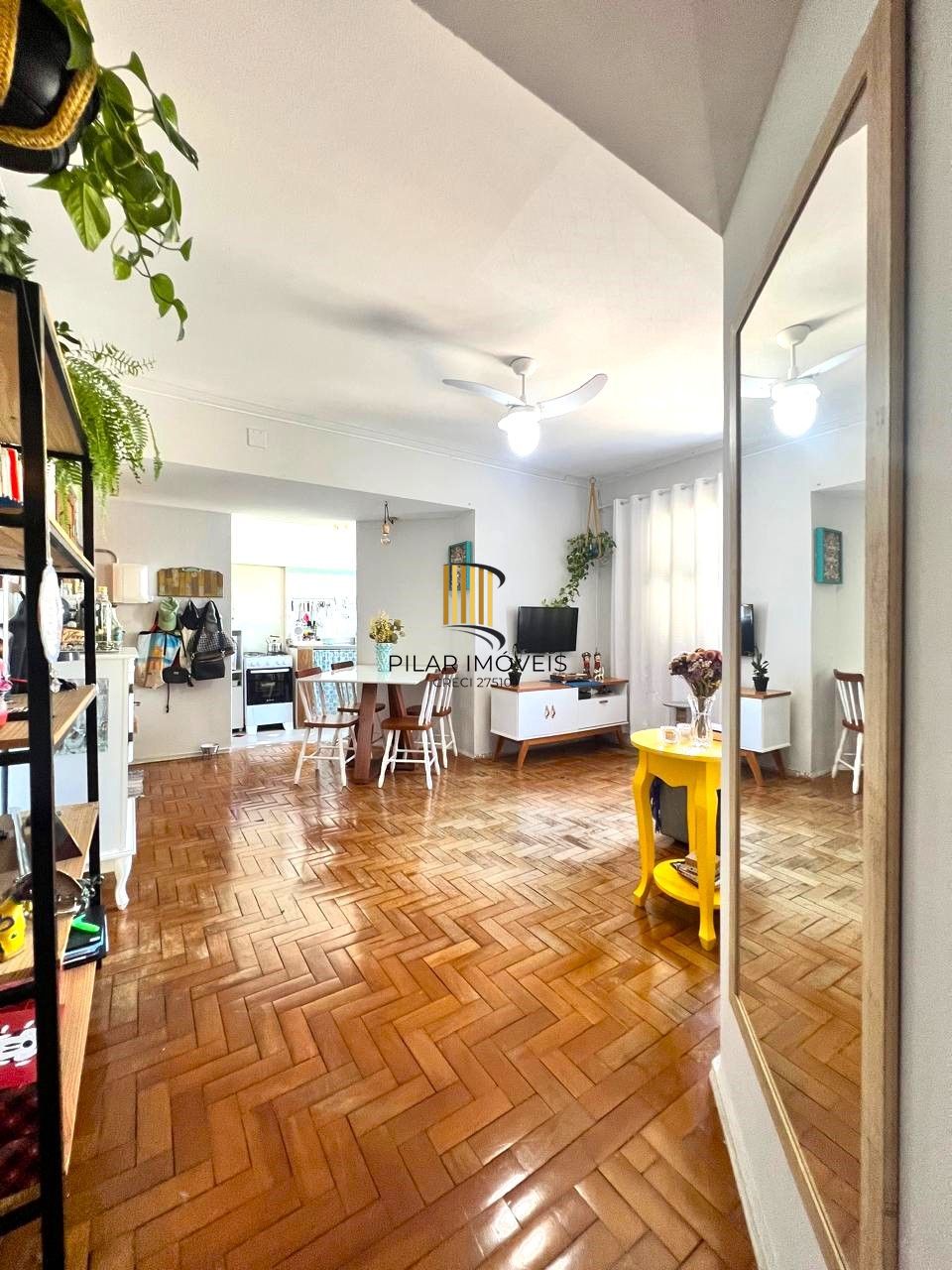 BAIRRO AUXILIADORA - VENDA 2 DORMITÓRIOS DE FRENTE