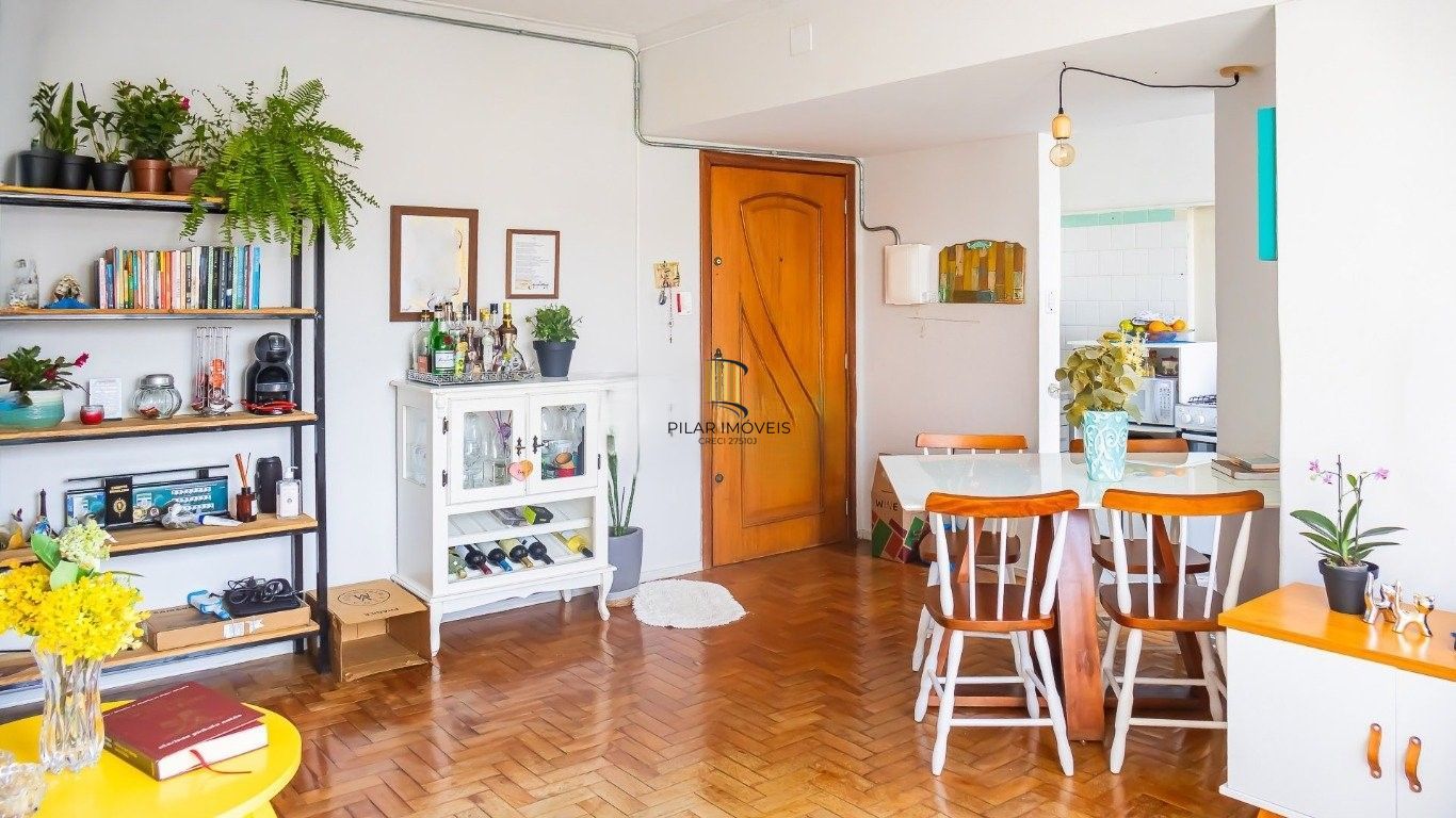 BAIRRO AUXILIADORA - VENDA 2 DORMITÓRIOS DE FRENTE