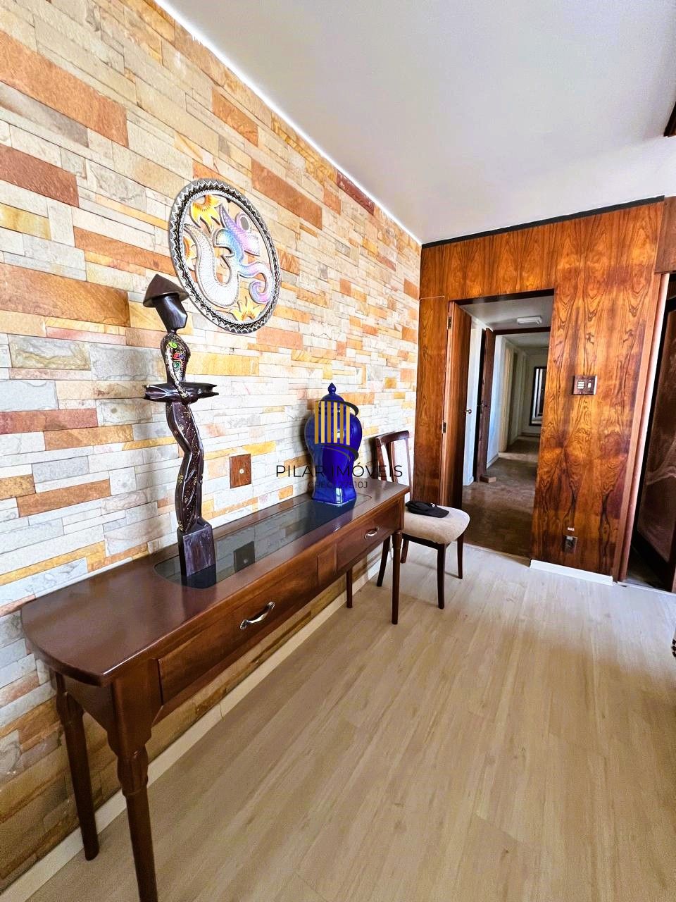 Excelente apartamento 3 dormitórios com vista para o Guaíba em frente a Santa Casa - Edif. Santa Tecla