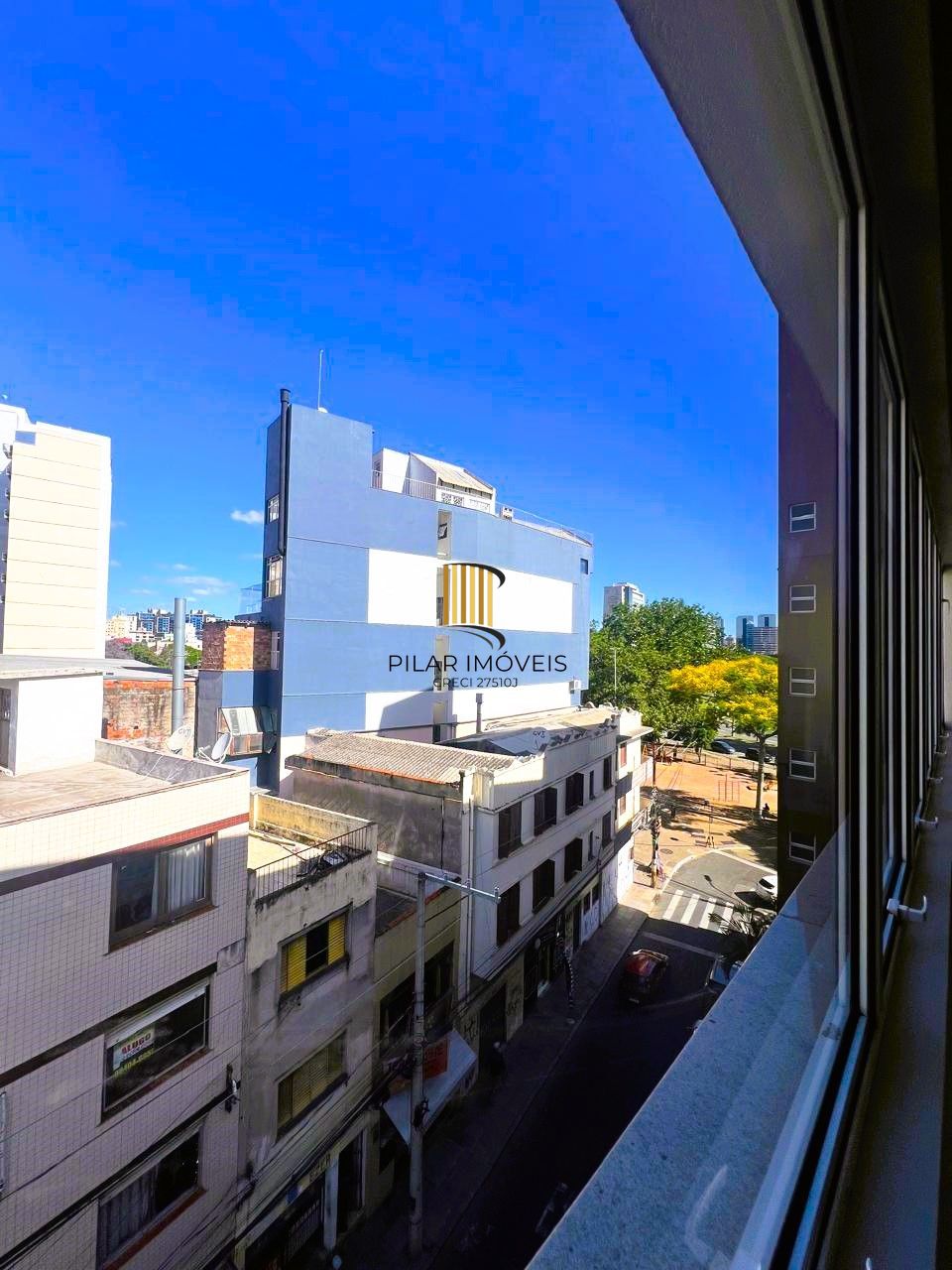 EXCELENTE SALA COMERCIAL COM VAGA NO CENTRO HISTÓRICO PRÓXIMA A OAB E CENTRO ADMINISTRATIVO!