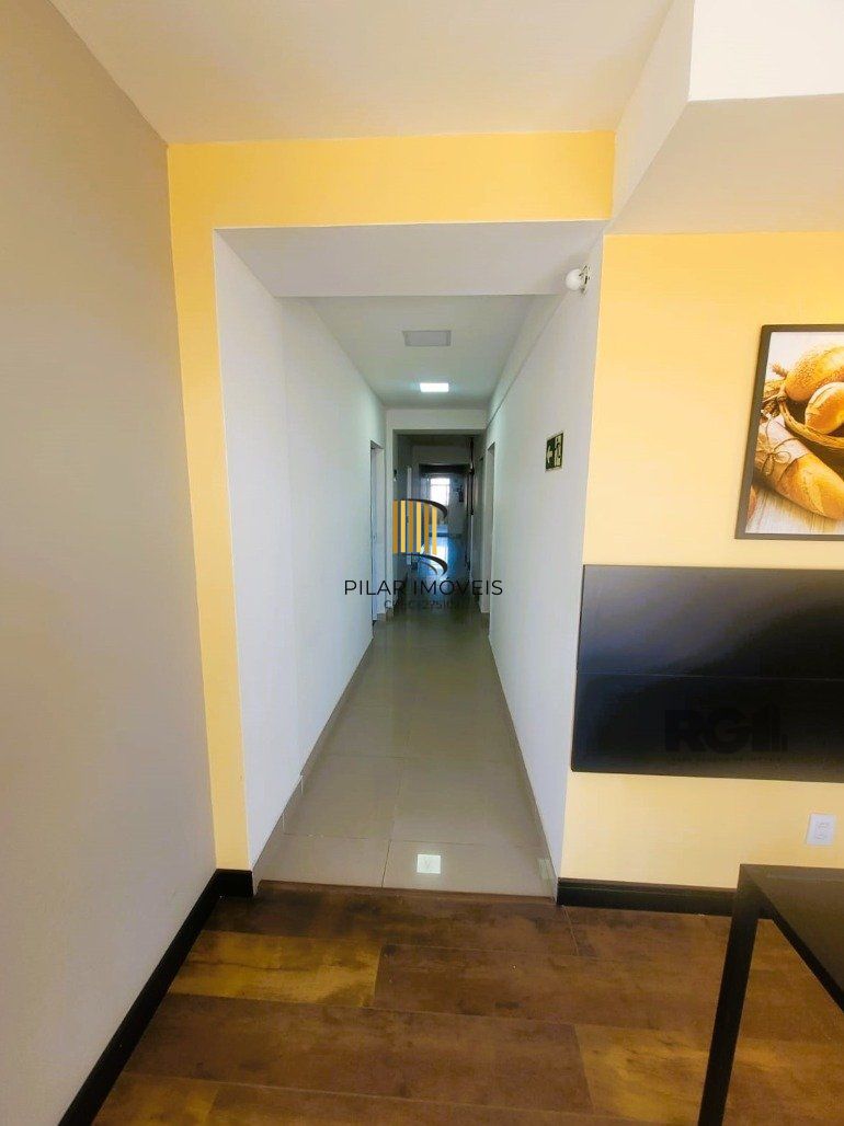 ANDAR INTEIRO NA GALERIA MALCOM 22º - SALA COMERCIAL LINDA E REFORMADA