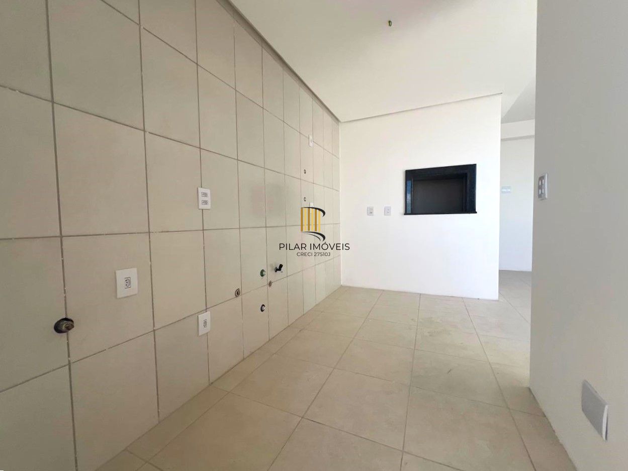 Excelente apartamento 3 dormitórios com duas vagas próximo PUCRS