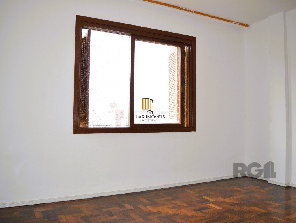 Apartamento 3 dormitórios no BOM FIM 