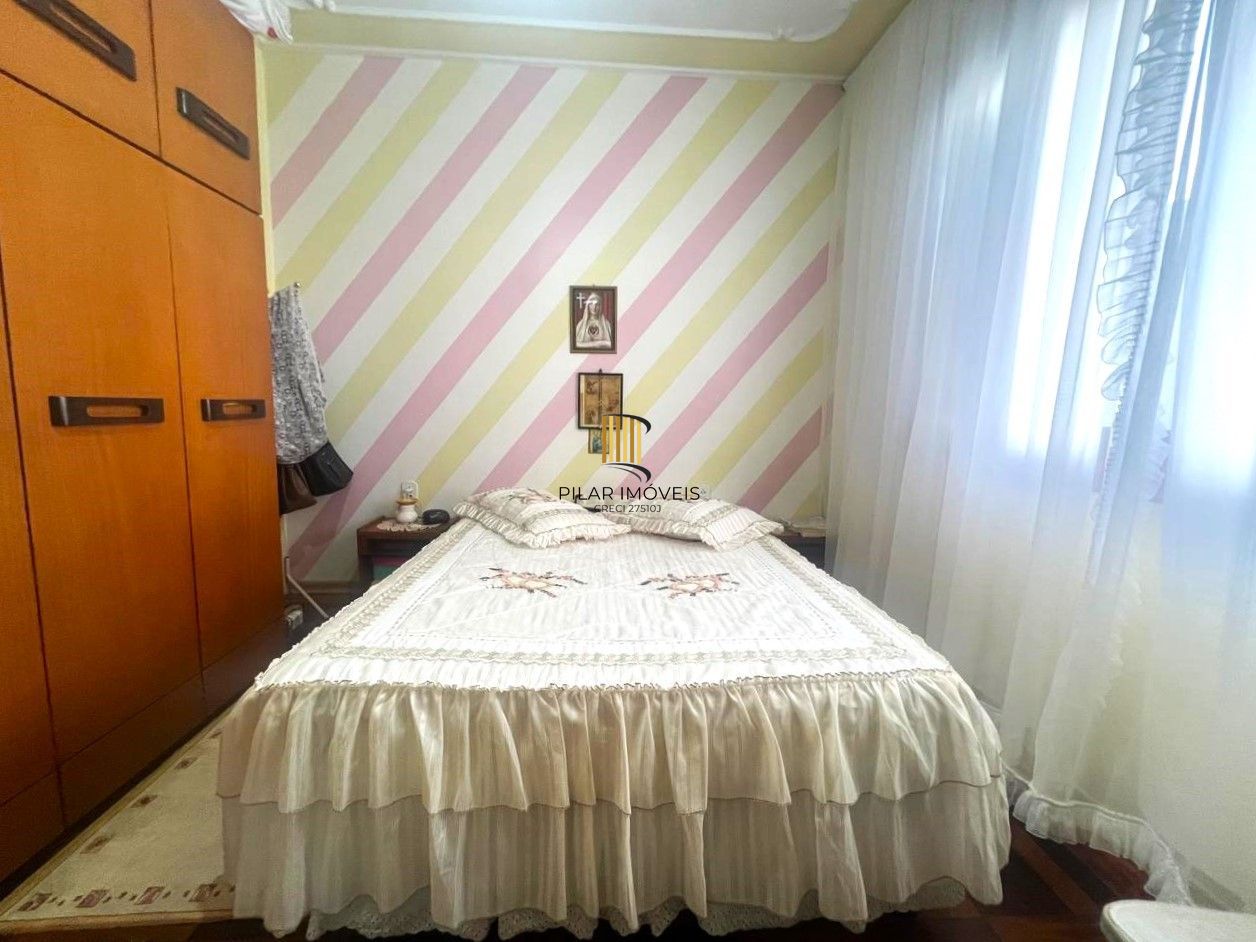 APARTAMENTO 2 DORMITÓRIOS COM VISTA DESLUMBRANTE NO CENTRO DA CIDADE.