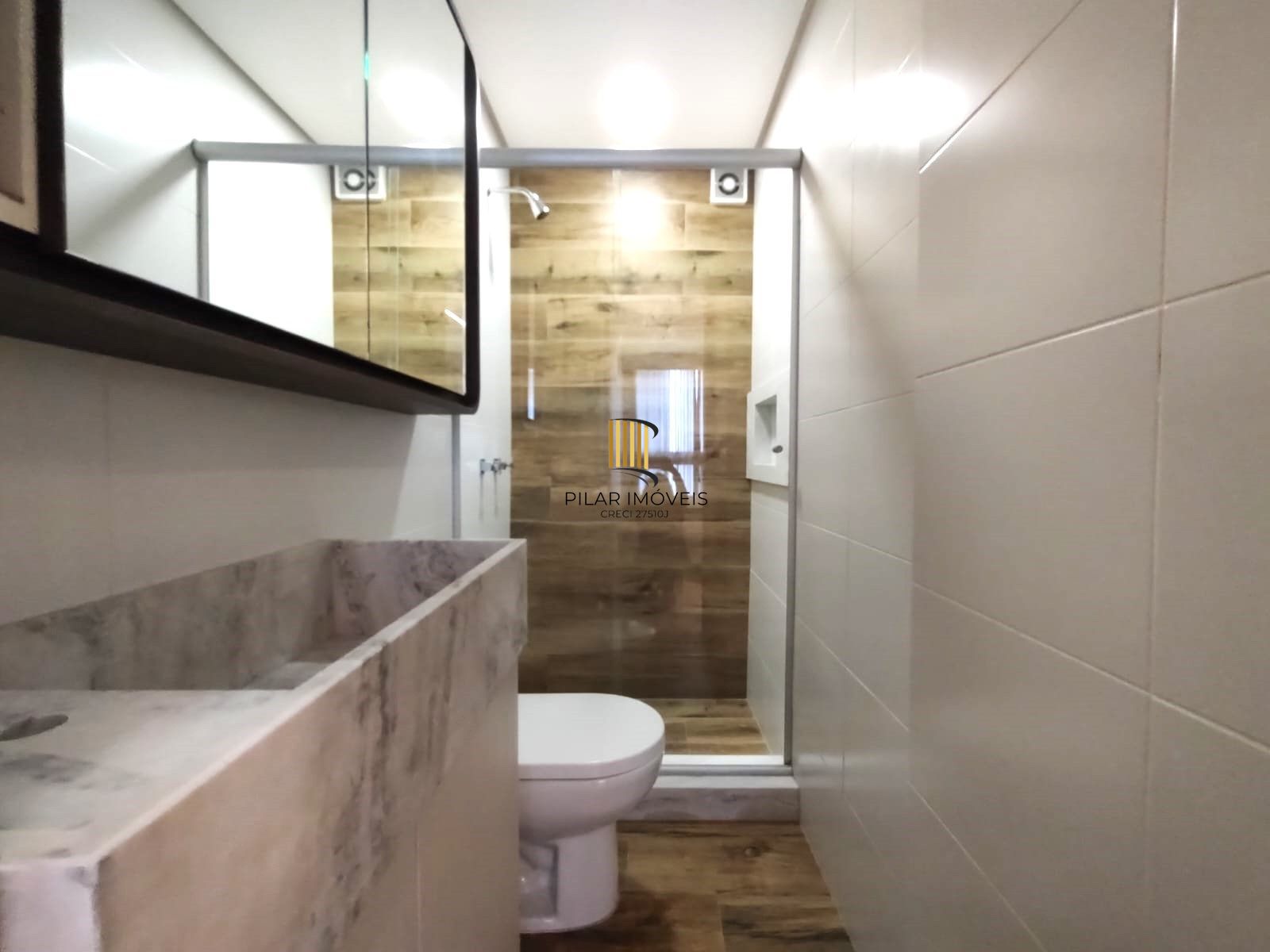 Lindo Duplex 2 dormitórios todo reformado na Dona Laura