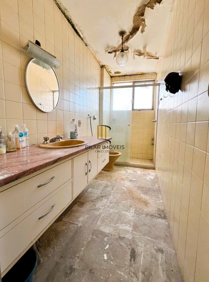 Excelente apartamento 3 dormitórios com vista para o Guaíba em frente a Santa Casa - Edif. Santa Tecla