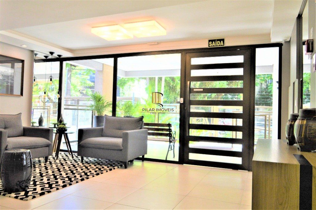 Excelente apartamento 2 dormitórios com  duas suítes,lavabo e vaga coberta próximo Av: Goethe