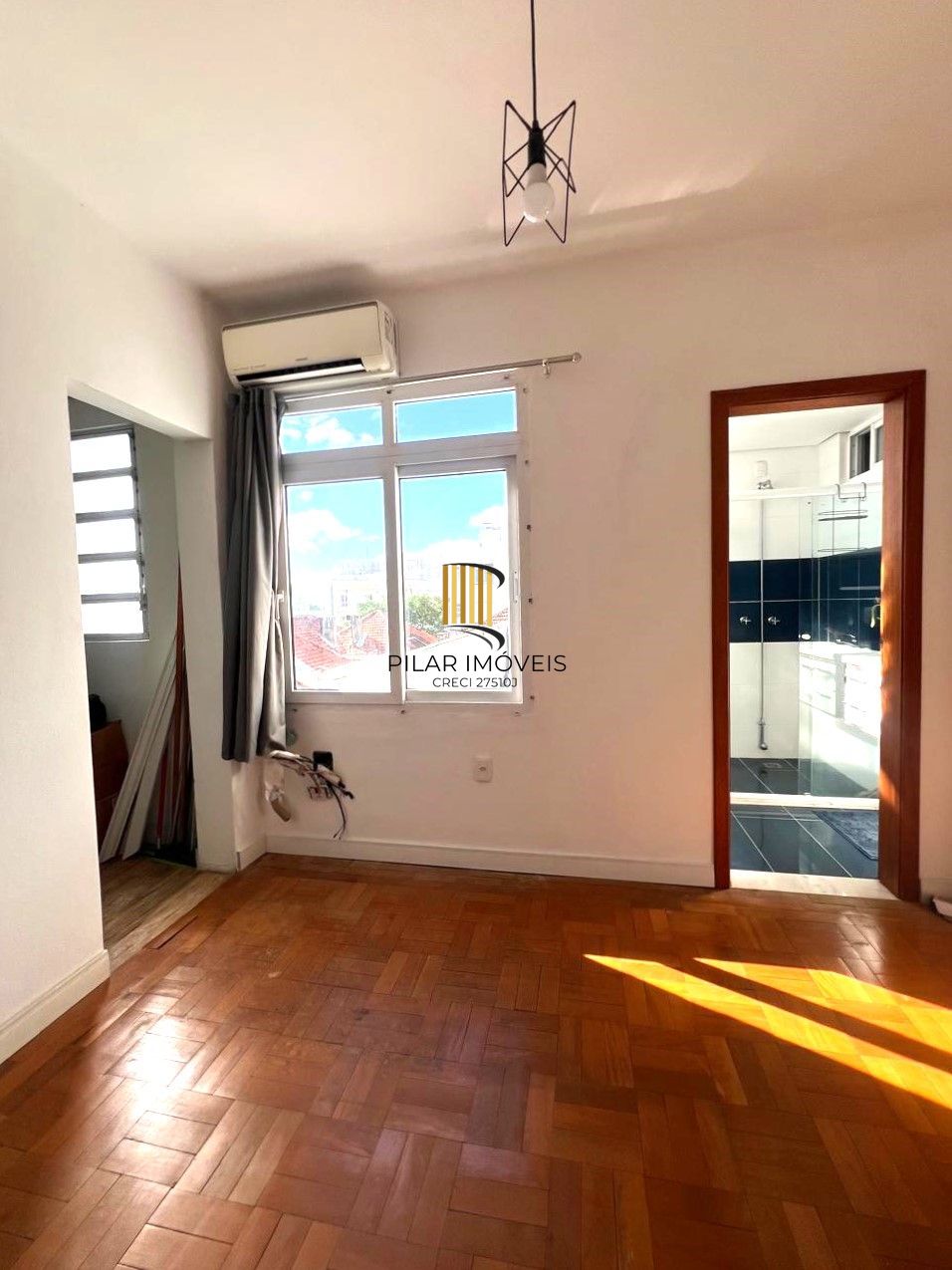 Apartamento 3 dormitórios em Frente a Faculdade de Odonto  e  Hosp. Clínicas