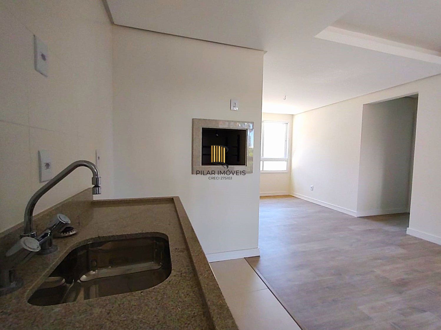 Apartamento com  2 suítes e lavabo em frente ao Parque da Redenção