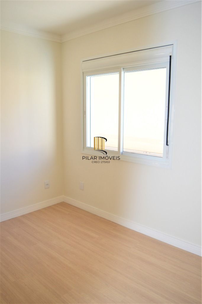 Lindo apartamento 2 dormitórios com 1 suíte, amplo garden e 2 vagas no Bairro Bom Fim.
