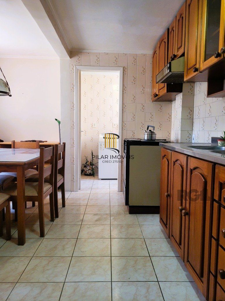 Apartamento 2 dormitórios no bairro Azenha