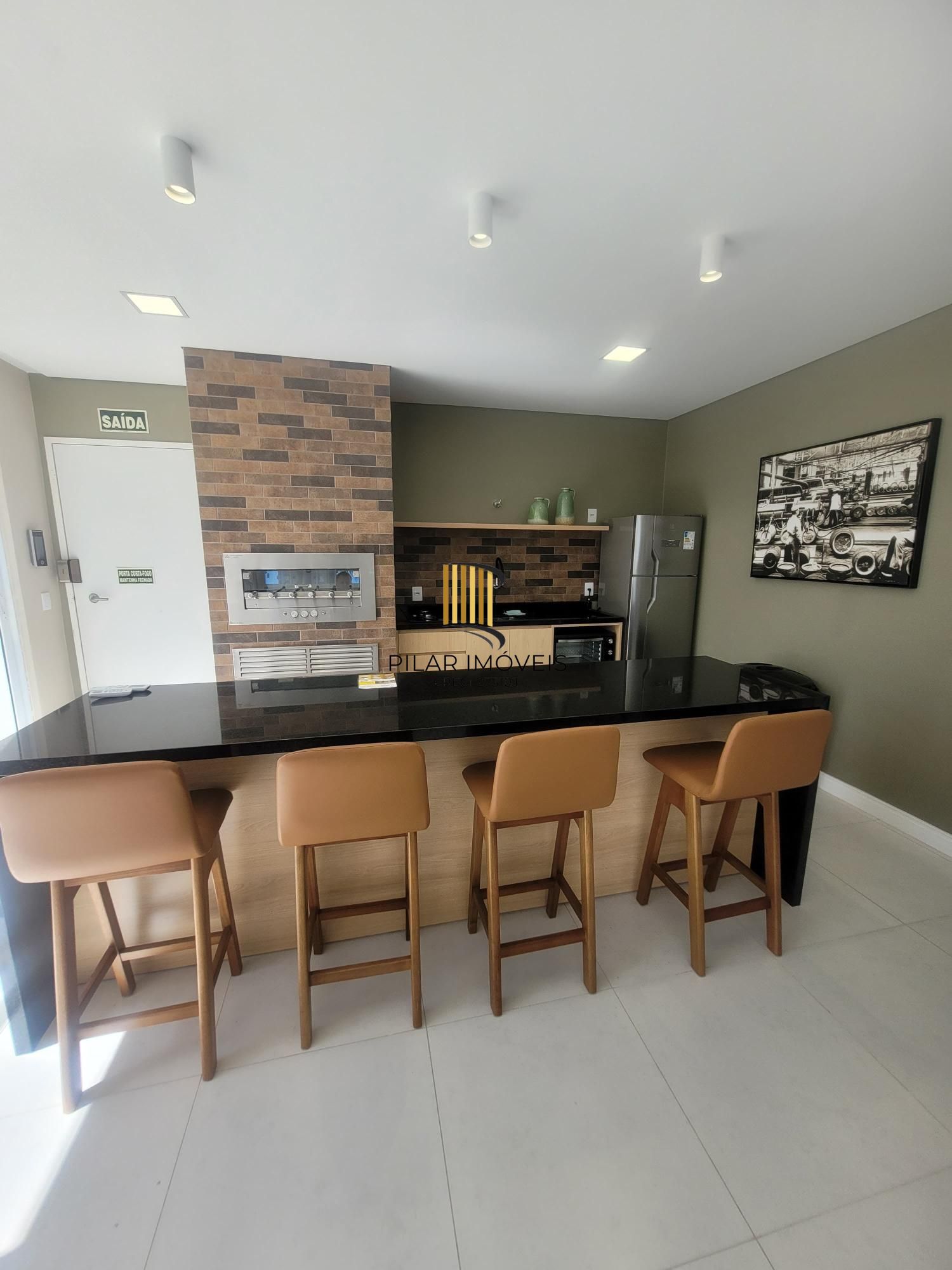 Excelente apartamento 3 dormitórios com duas vagas próximo PUCRS