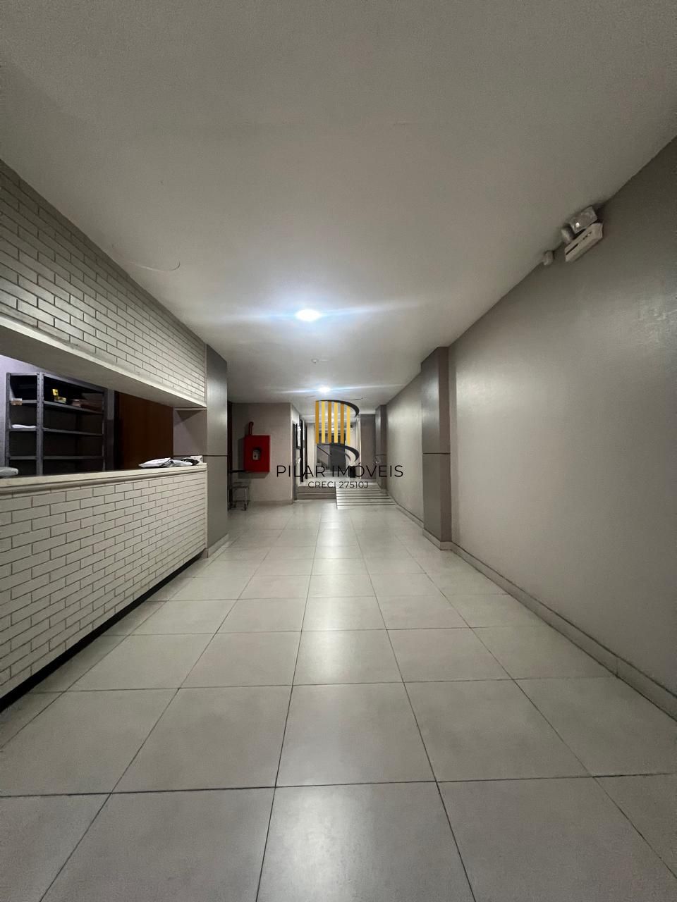 EXCELENTE E AMPLO APARTAMENTO 3 DORMITÓRIOS NO CENTRO - MUITA LUZ E O MELHOR DA VIDA URBANA!