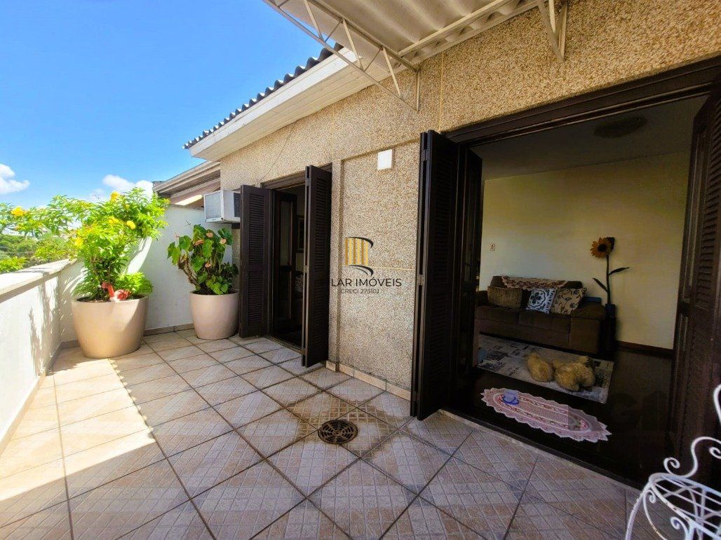 ÓTIMA OPORTUNIDADE NO BAIRRO SANTANA: LINDO DUPLEX COM VAGA COBERTA