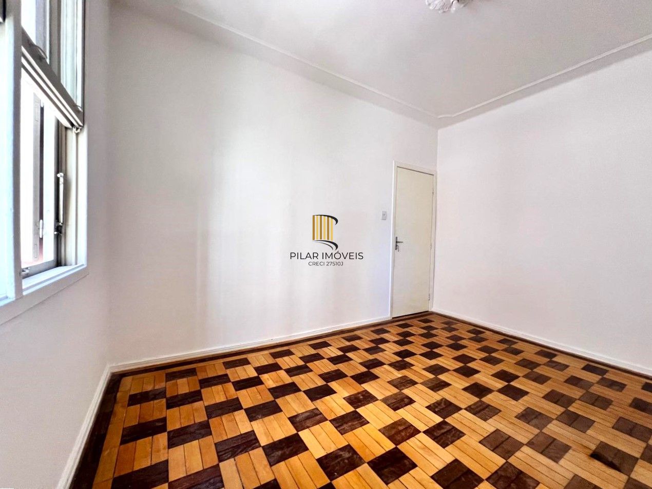 Apartamento 2 dormitórios na João Telles